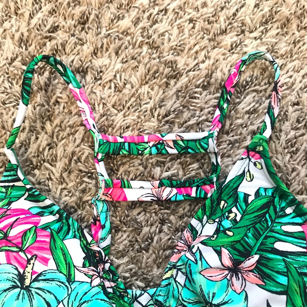 Bikini Top - Picture 3 of 5